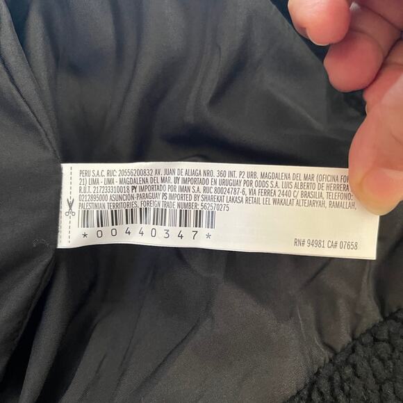 Forever 21 Ladies Black Jacket Furry Jacket Size Medium - Picture 6 of 6